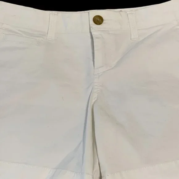 Old Navy Perfect Short Low Rise White Size 2 - Picture 2 of 8